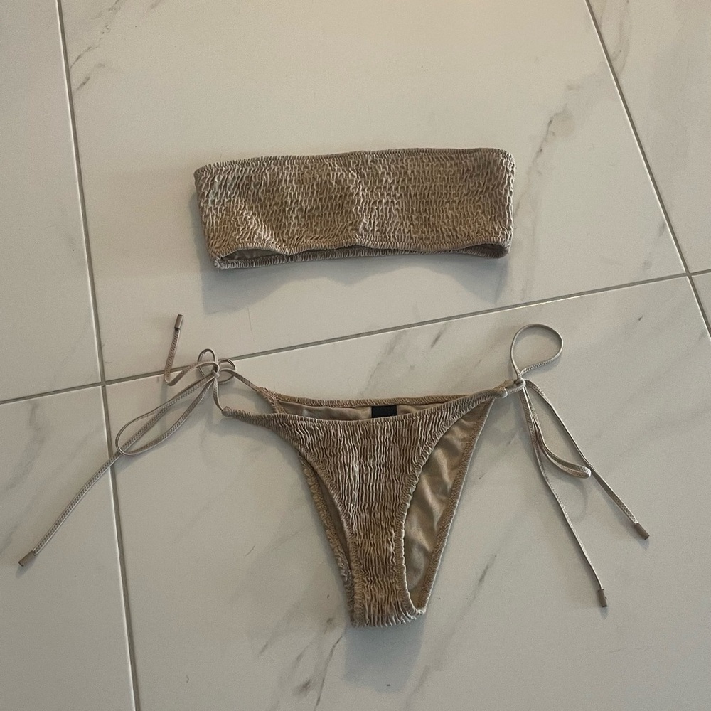 TRIANGL Bikini